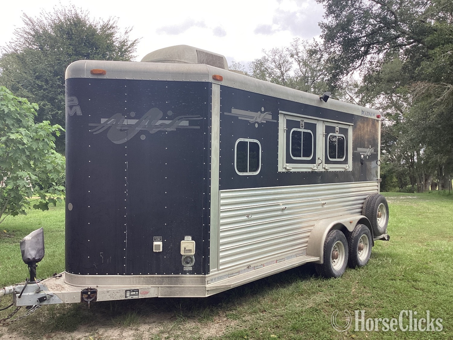 2004 Platinum Coach  Bumper Pull Horse Trailer