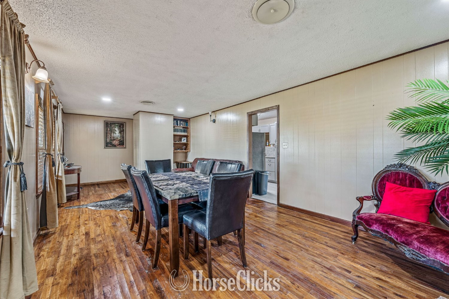 Houses - TURN KEY Horse Property!! in Texas