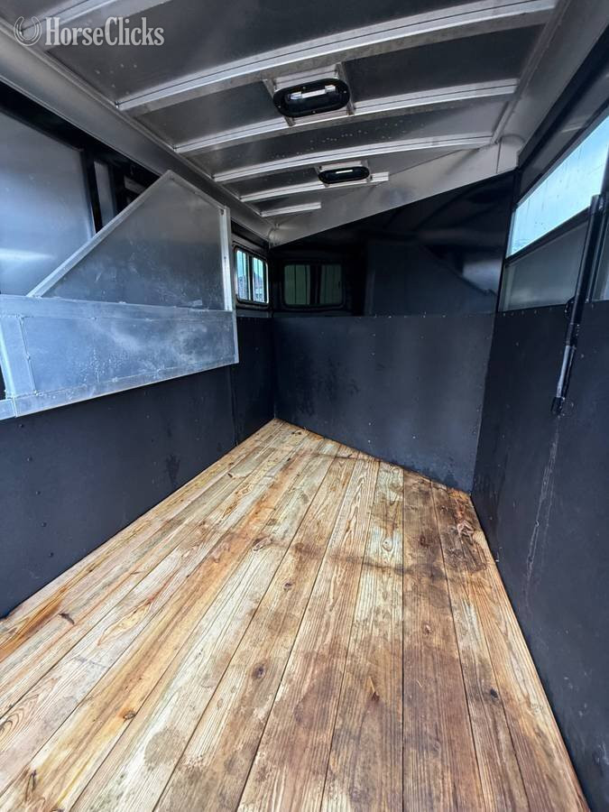 2019 Adam Trailers Ju-Lite Bumper Pull Horse Trailer - Horse Trailers