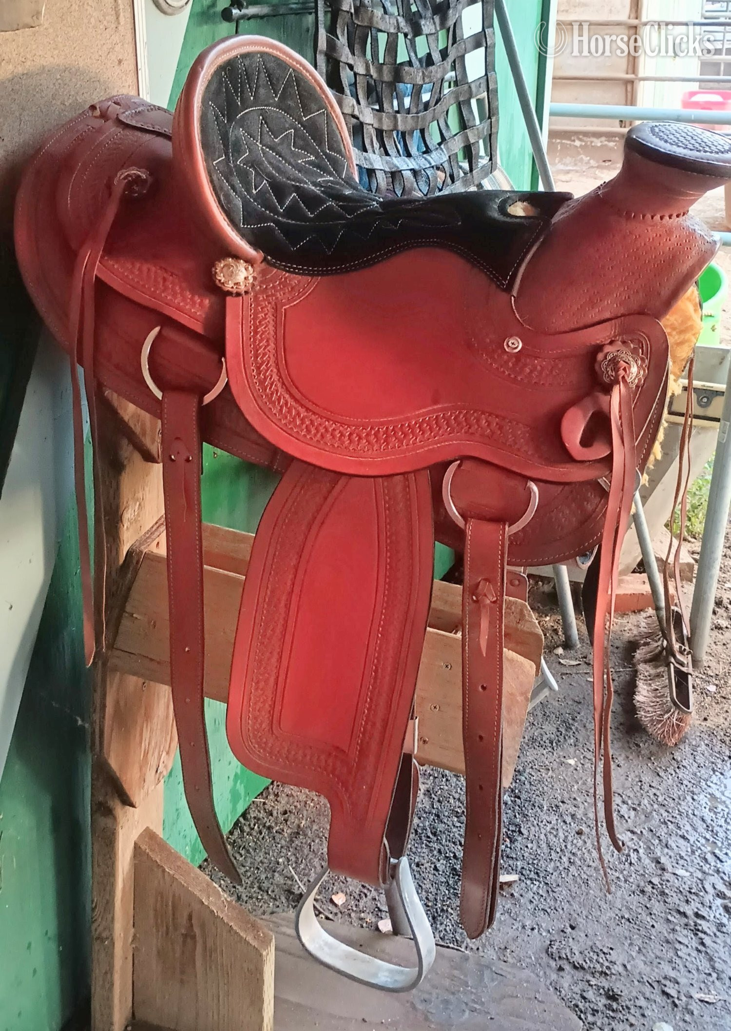 15.5" Other Western Saddle