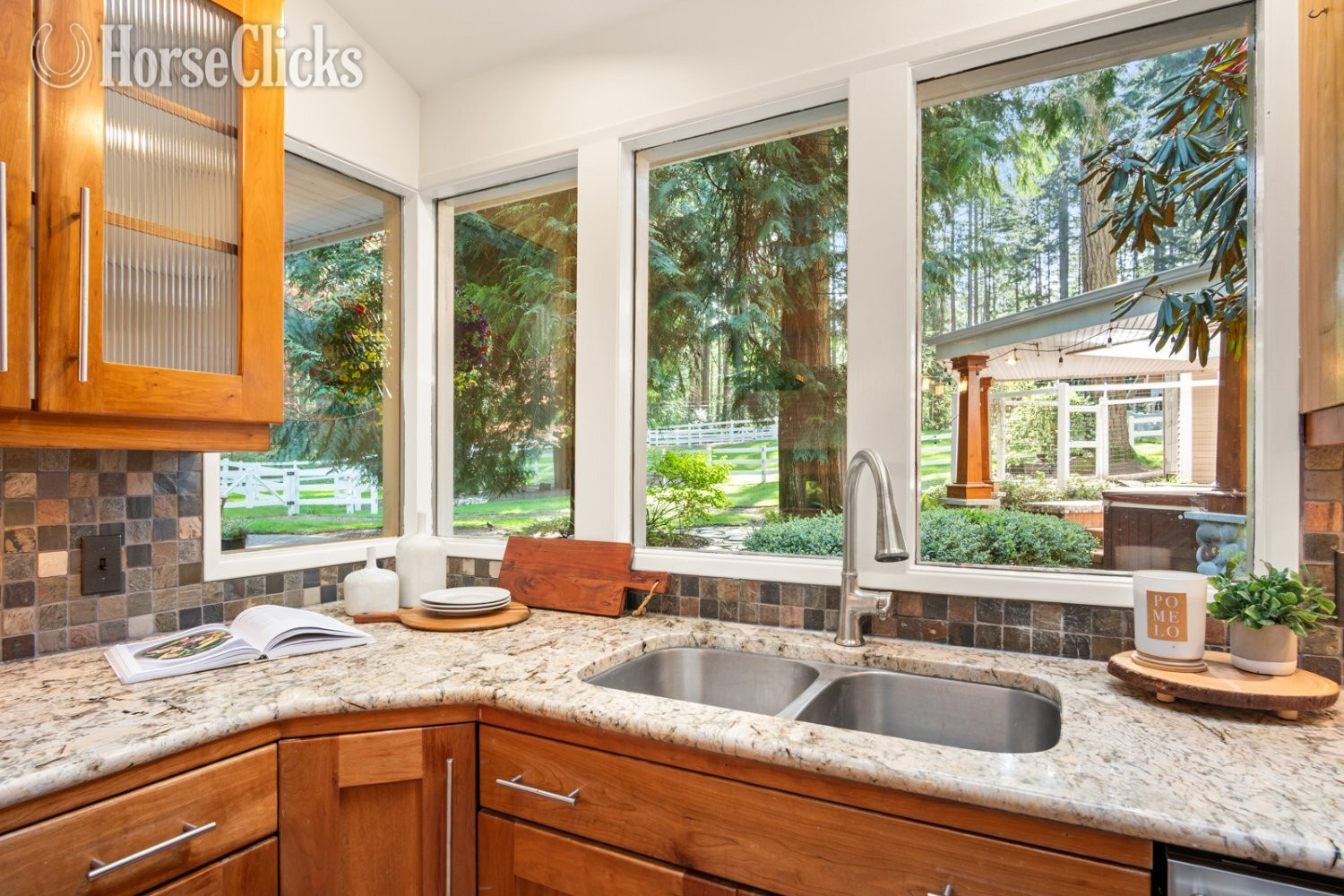 Farms - Enchanting Equestrian in the Heart of Kirkland Horse Country