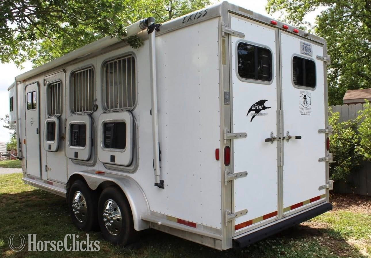 South Carolina 2003 Exiss Trailers  Gooseneck Horse Trailer