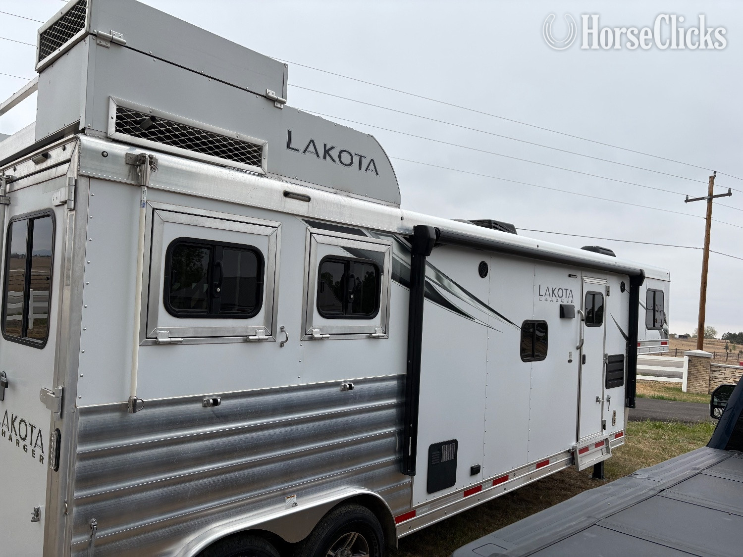Horse Trailers - 2022 Lakota Charger  Horse Trailer