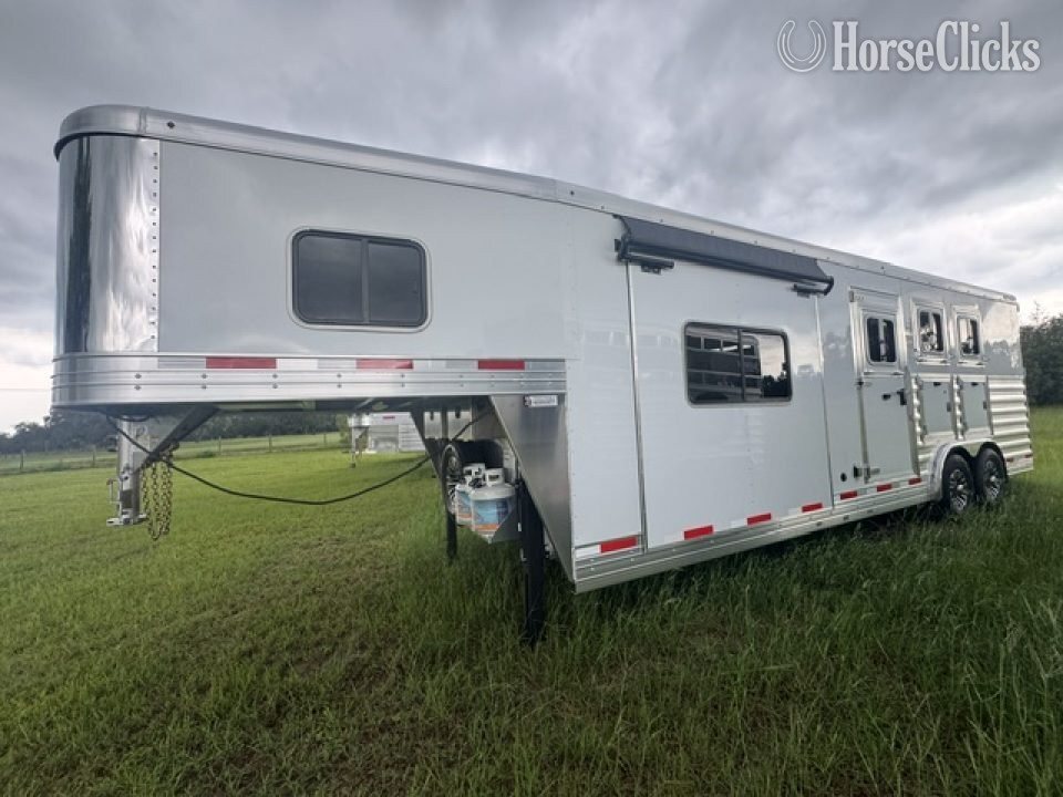 2026 Exiss Trailers Endeavor 8310 LQ Gooseneck Horse Trailer