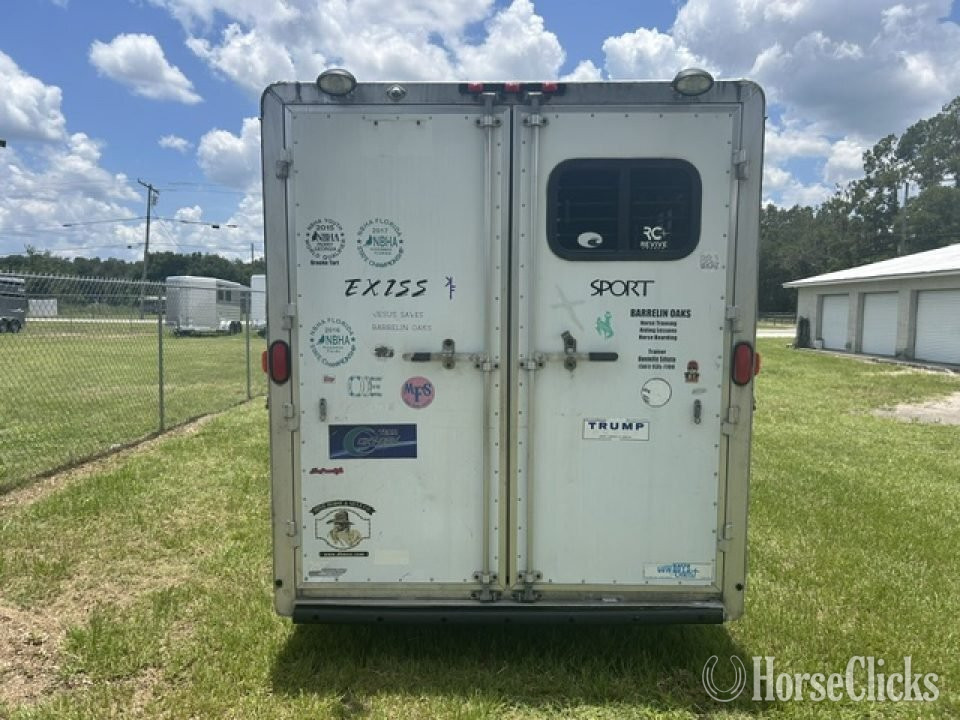 2004 Exiss Trailers 3H 9' LQ Gooseneck Horse Trailer - Horse Trailers in Florida