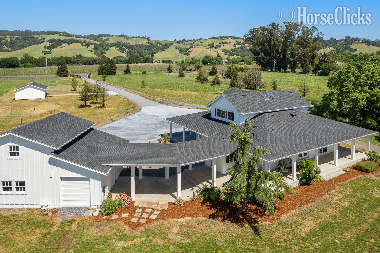 White Horse Ranch - Modern Farmhouse Living