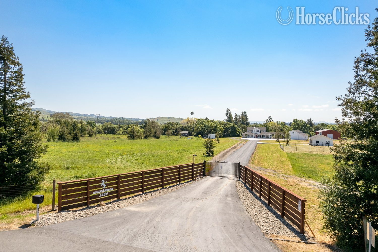 Ranch - White Horse Ranch - Modern Farmhouse Living in California