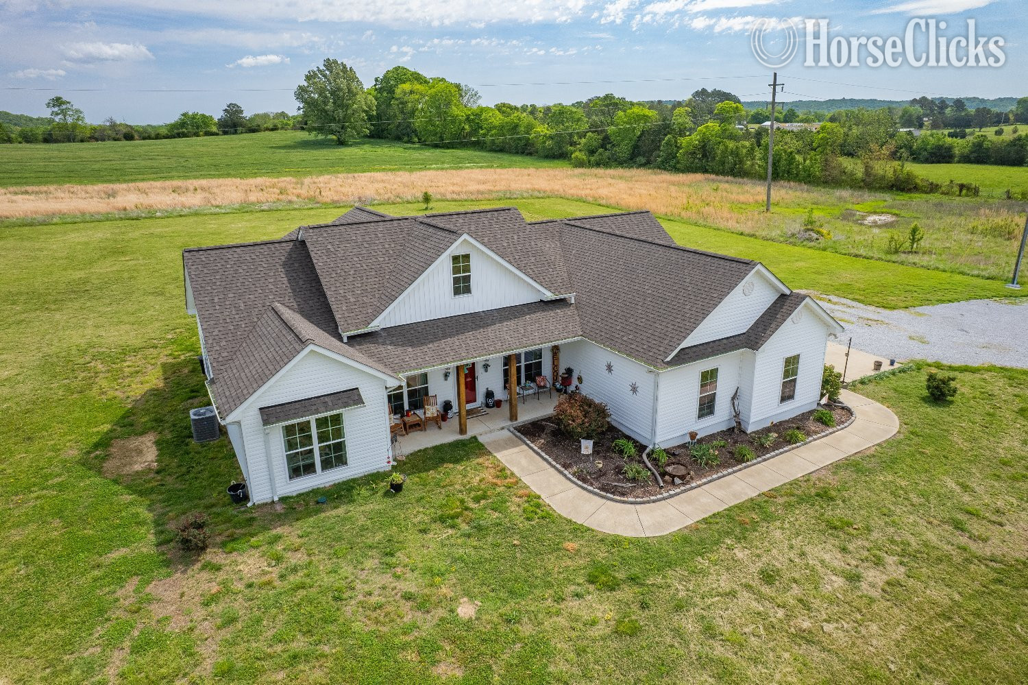 Welcome to 1224 Market St in Elkton, TN! The perfect mini farm opportunity with a beautiful home is one you don't want to miss! in Tennessee