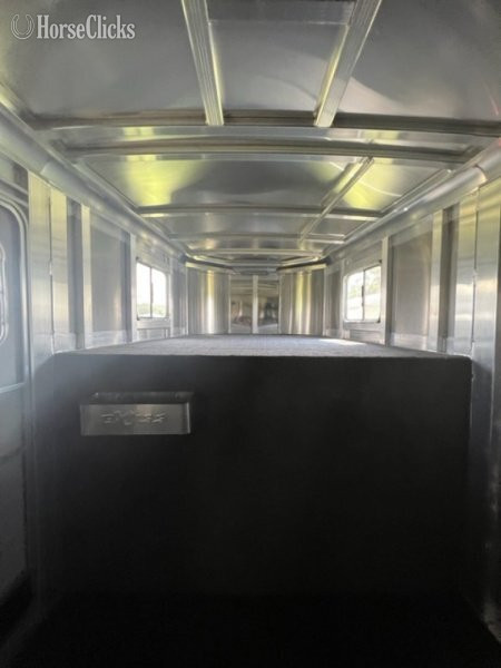 2026 Exiss Trailers 7300 Gooseneck Horse Trailer - Horse Trailers in Florida