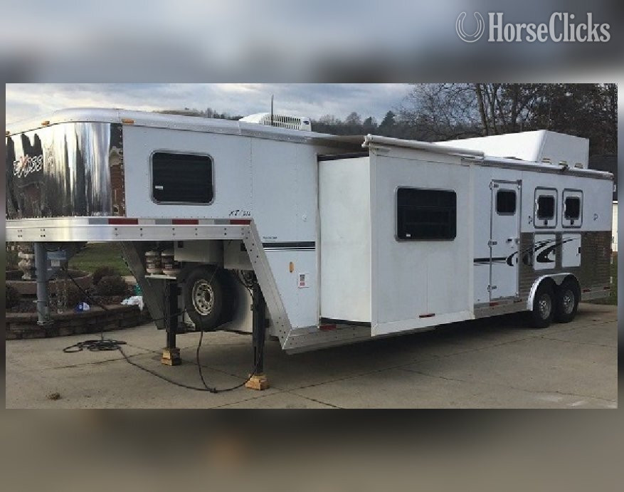 2005 Exiss Trailers XT-314 Gooseneck Horse Trailer in South Carolina