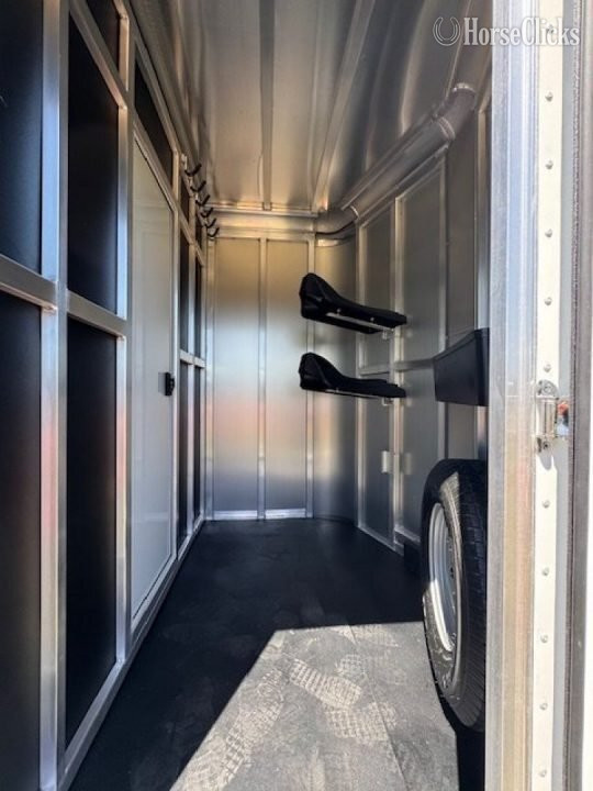 2027 Shadow Trailers 2027 Shadow Stablemate 2H Straight Load Bumper Pull Horse Trailer - Horse Trailers