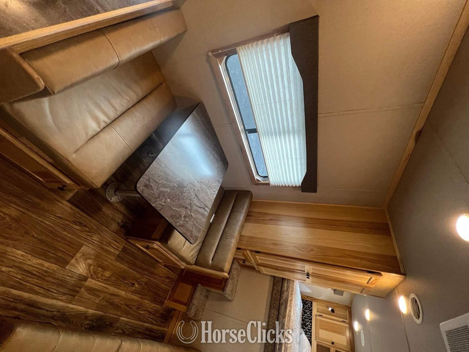 2025 Lakota Charger Gooseneck Horse Trailer - Horse Trailers