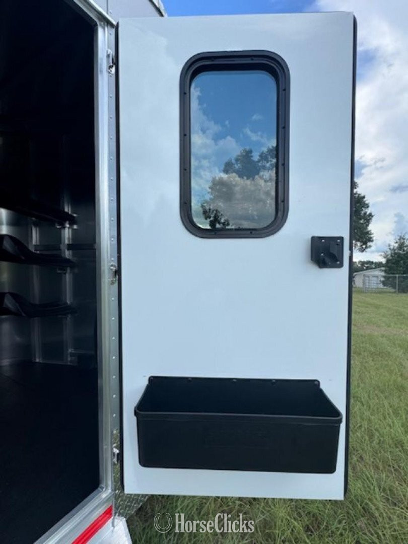 Horse Trailers - 2026 Shadow Trailers Stablemate Bumper Pull Horse Trailer