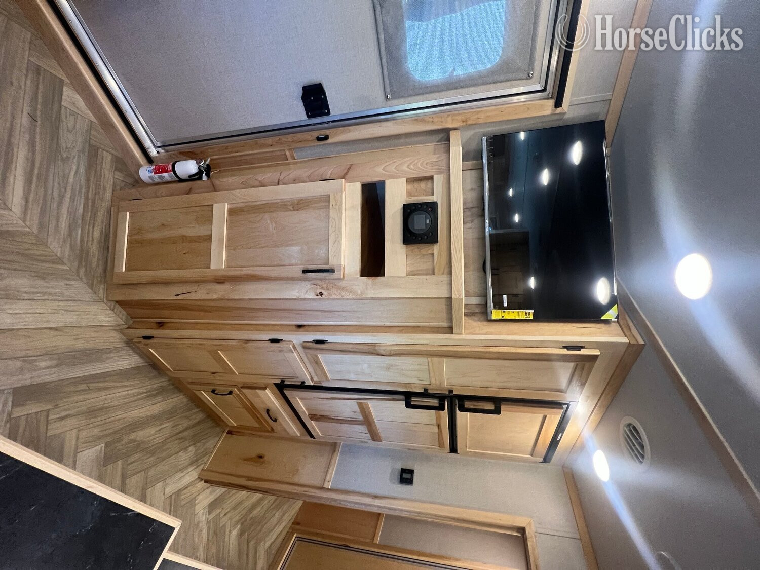 2025 Lakota Charger Gooseneck Horse Trailer
