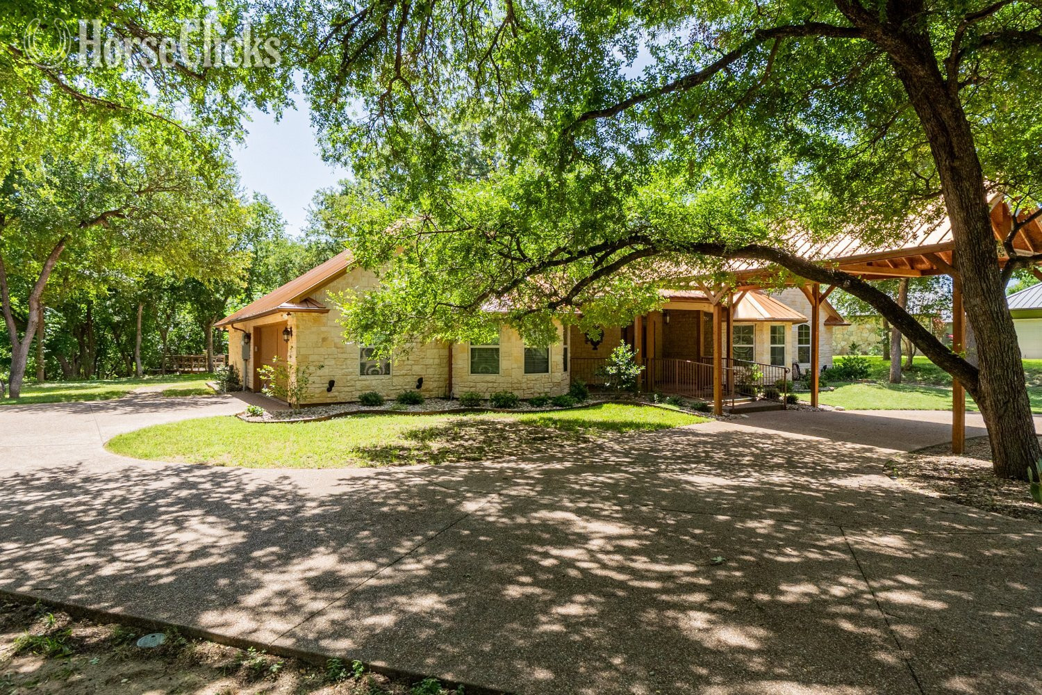 1465 Waters Edge Lane, Glen Rose, Texas 76043 - Houses