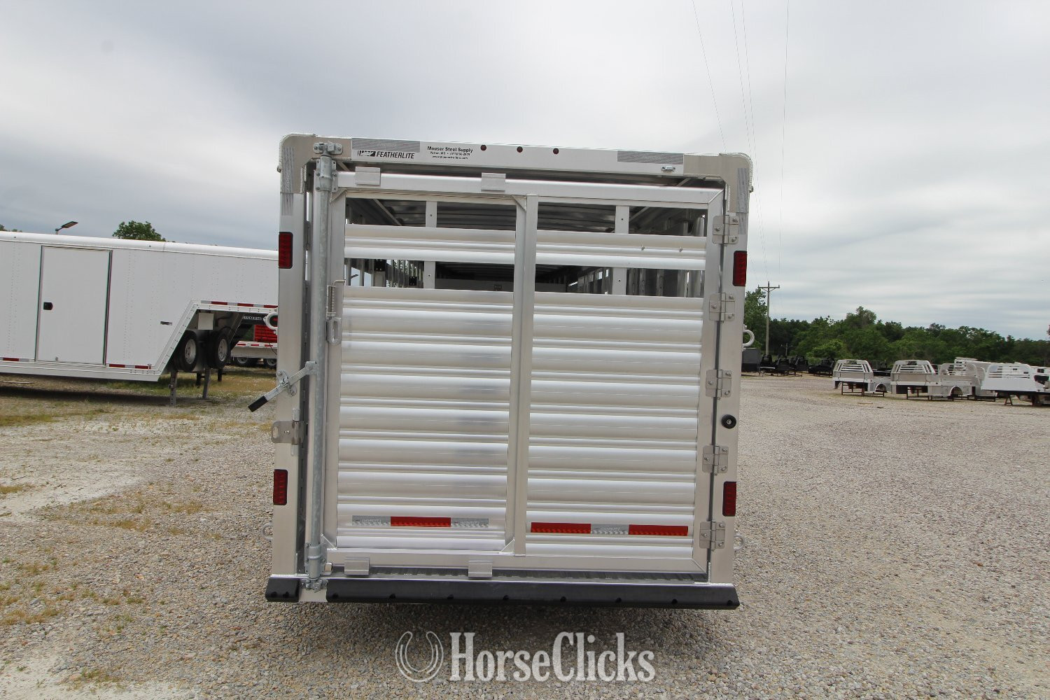 2026 Featherlite Trailers  Gooseneck Livestock Trailer - Livestock Trailers in Missouri