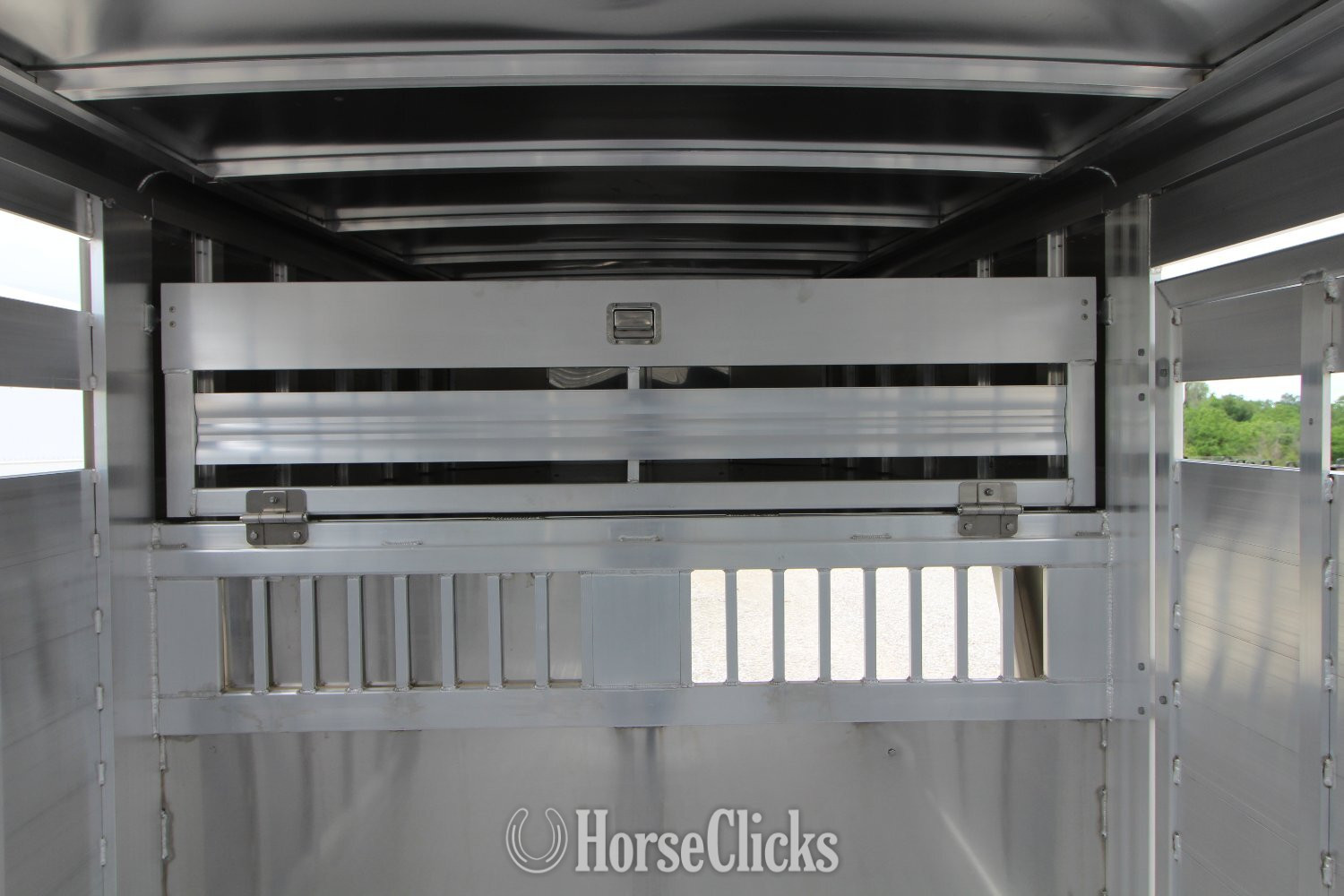 2026 Featherlite Trailers  Gooseneck Livestock Trailer - Livestock Trailers