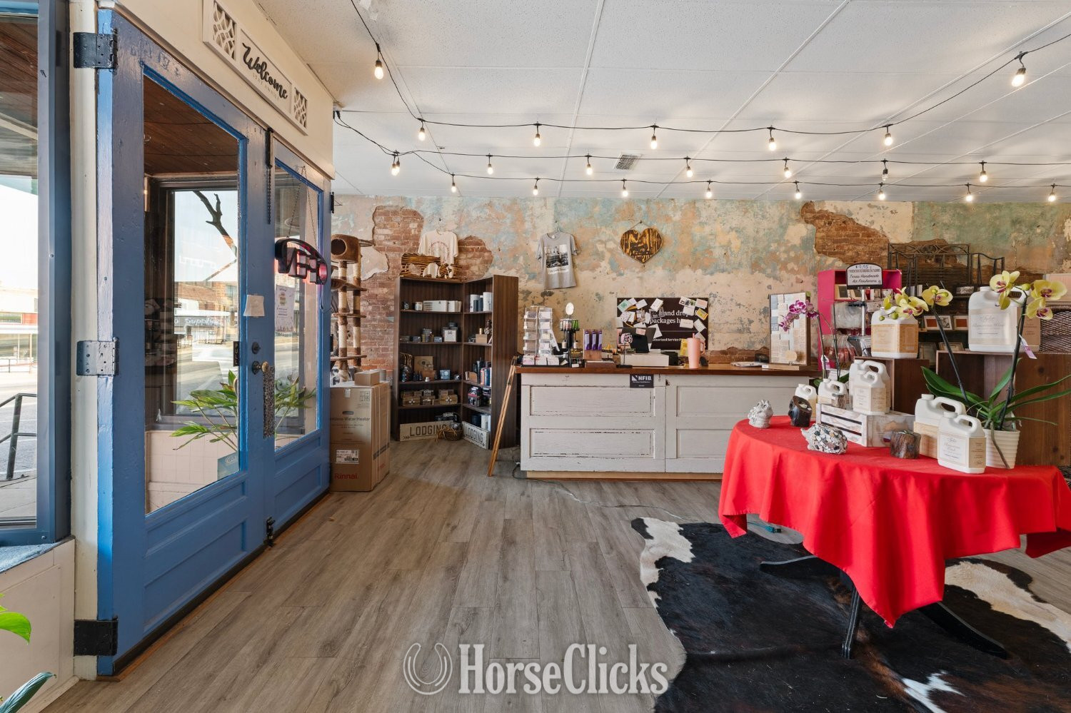 Commercial Property - 133 N Texas Street, De Leon, Texas 76444 in Texas