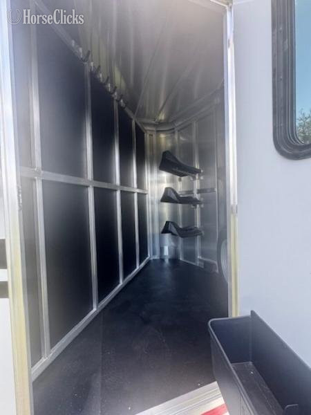 Shadow Trailers 2027 Shadow Stablemate 3H STC Horse Trailer Bumper Pull Horse Trailer - Horse Trailers