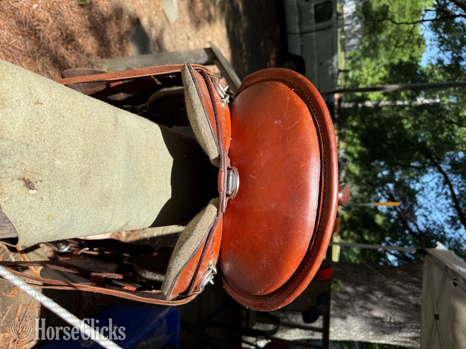 15" Circle Y Western Saddle