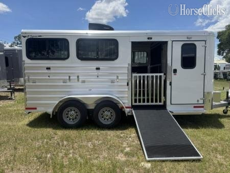 Shadow Trailers 2027 Shadow 6 Pen Supreme Bumper Pull Livestock Trailer