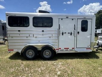 Shadow Trailers 2027 Shadow 6 Pen Supreme Bumper Pull Livestock Trailer