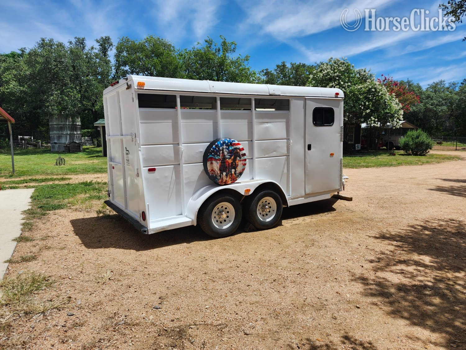 1999 Logan Coach Wrangler Bumper Pull Horse Trailer - Horse Trailers in Texas