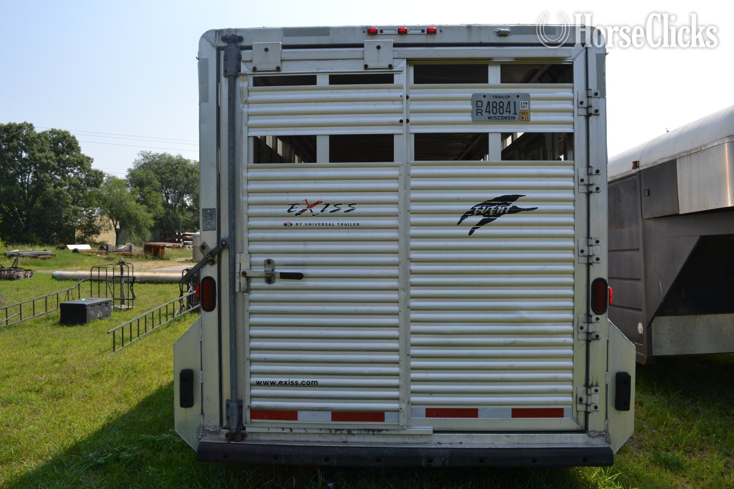 Wisconsin 2005  Exiss Gooseneck Horse Trailer