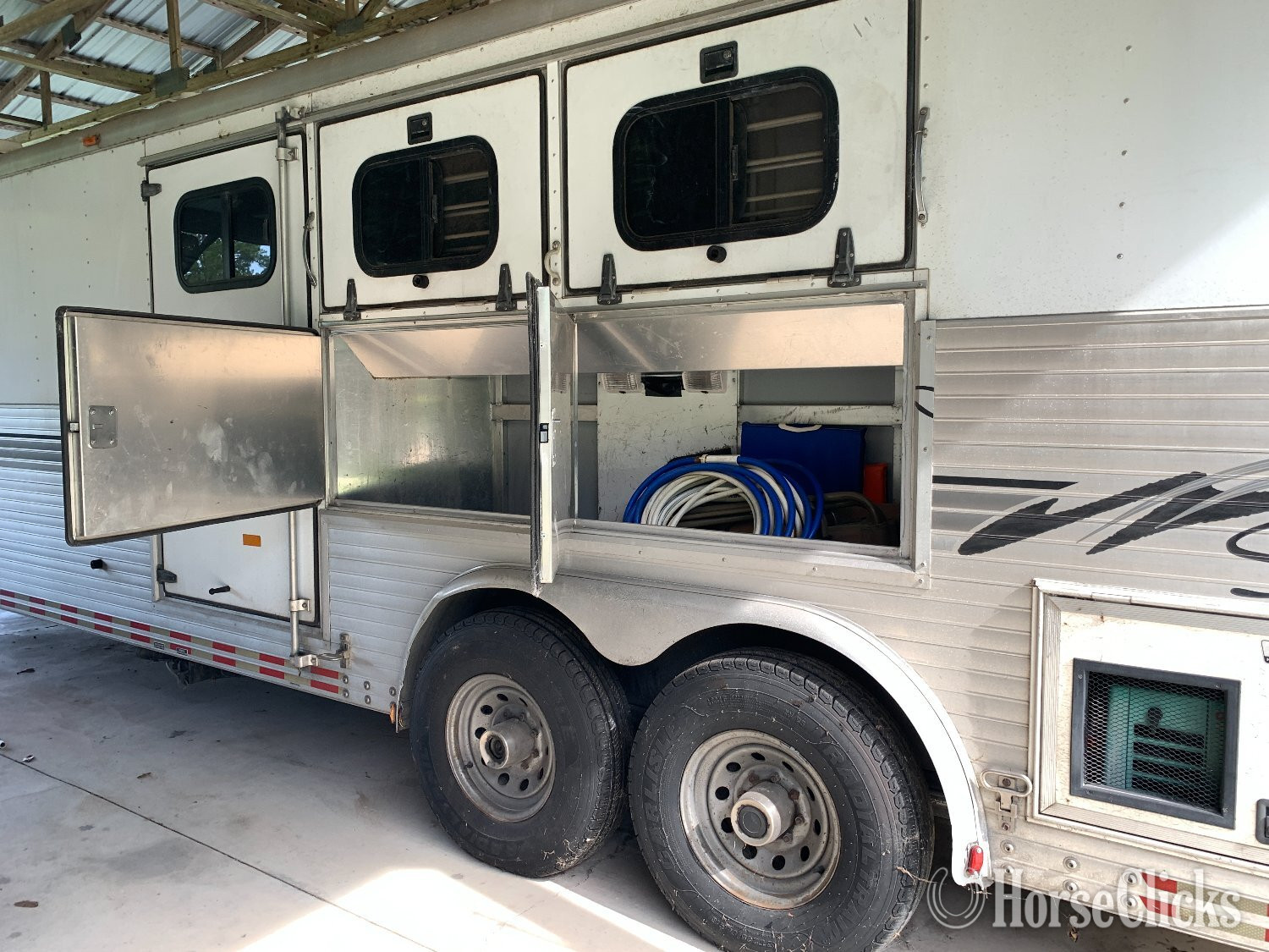 2000 Sundowner Trailers Sierra 8012 w/Living Quarters Gooseneck Horse Trailer in Florida