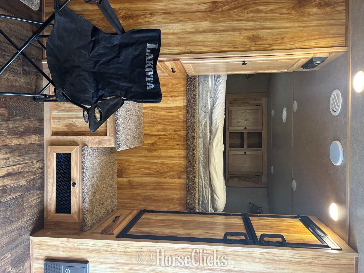 Ohio 2020 Lakota Charger Gooseneck Horse Trailer