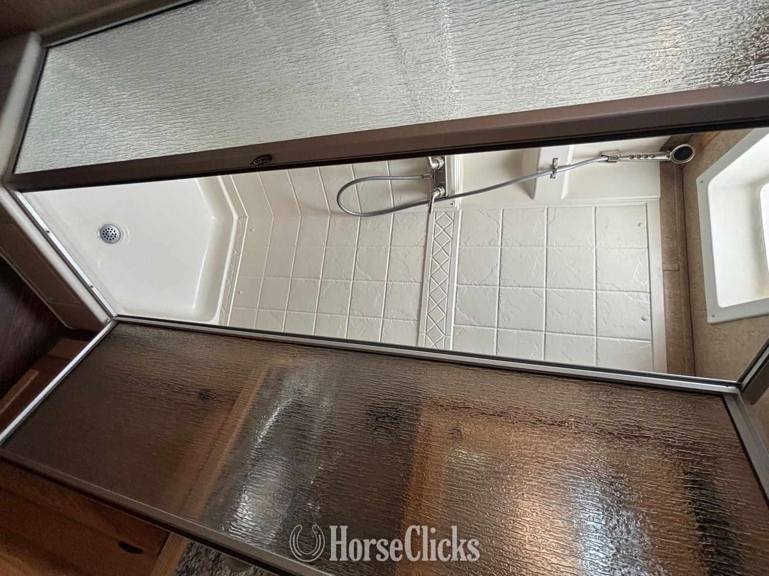 2020 Lakota Charger Gooseneck Horse Trailer - Horse Trailers