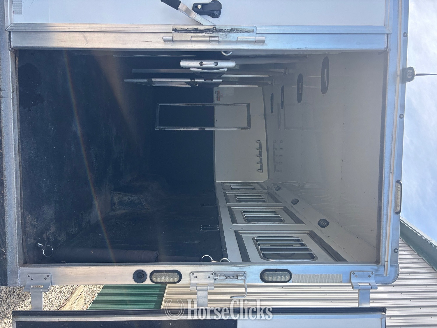 Horse Trailers - 2020 Lakota Charger Gooseneck Horse Trailer in Ohio
