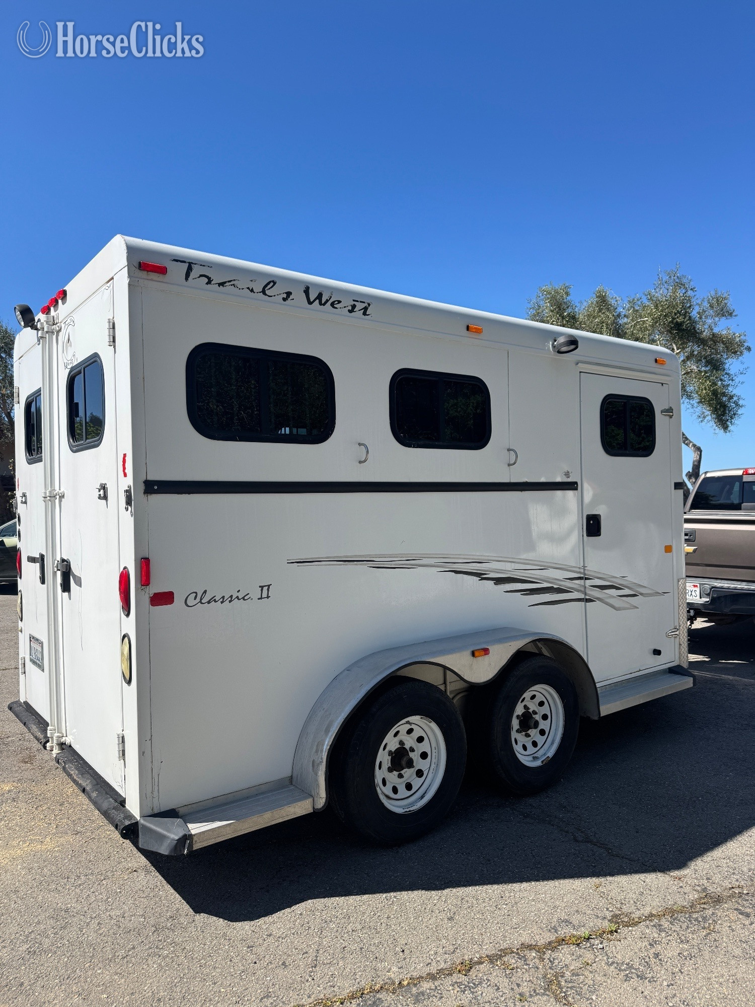 2010 Trails West Classic Bumper Pull Horse Trailer - Horse Trailers in California