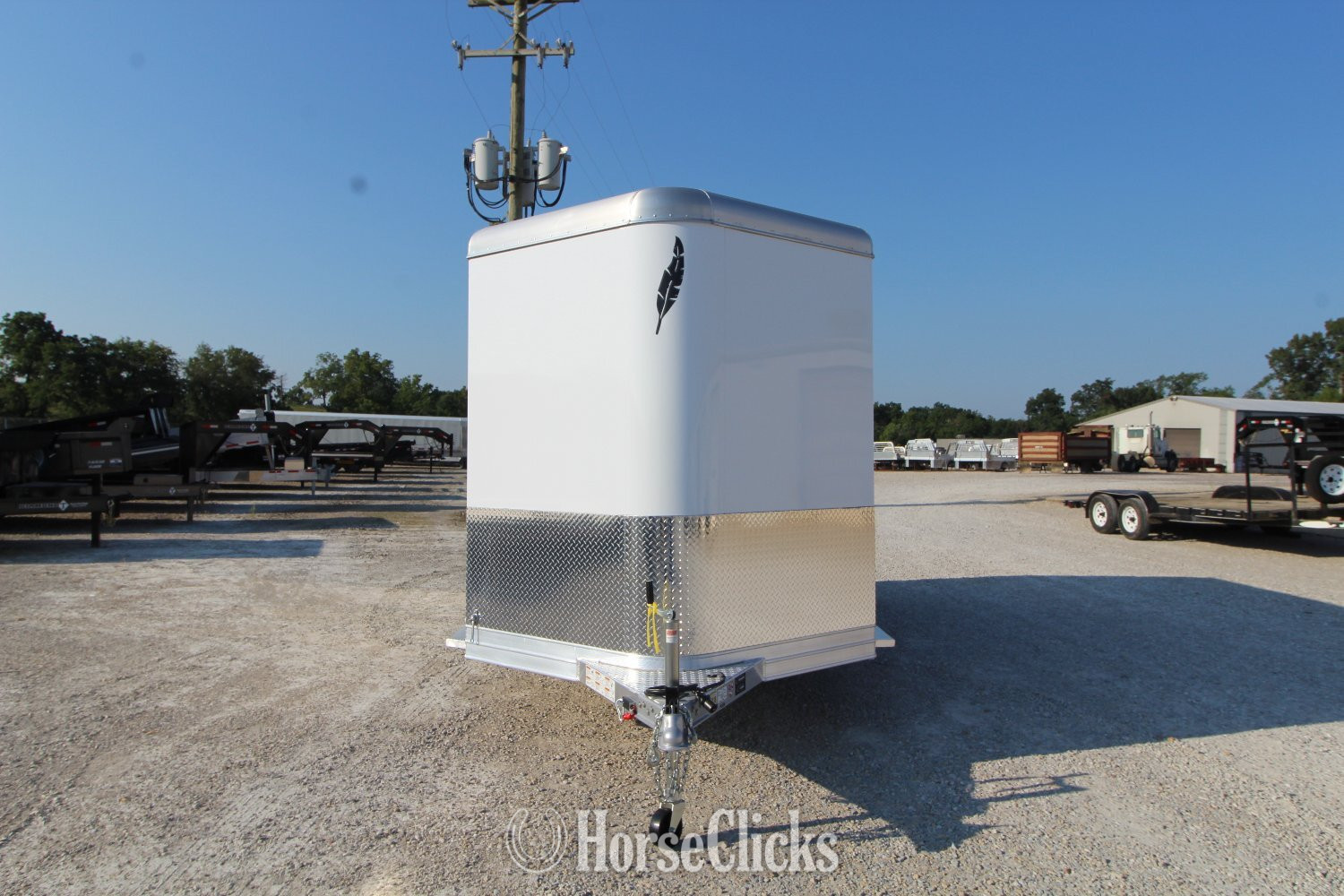 2025 Featherlite Trailers 9400 Bumper Pull Horse Trailer