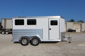 2025 Featherlite Trailers 9400 Bumper Pull Horse Trailer
