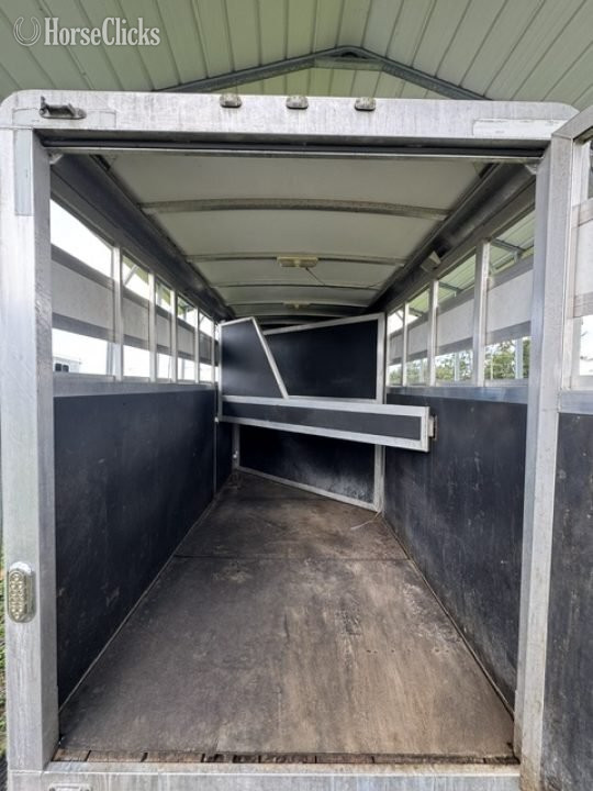 2014 Shadow Trailers 2H Stablemate Bumper Pull Horse Trailer - Horse Trailers