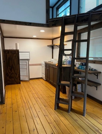 Apartment (Off Street)