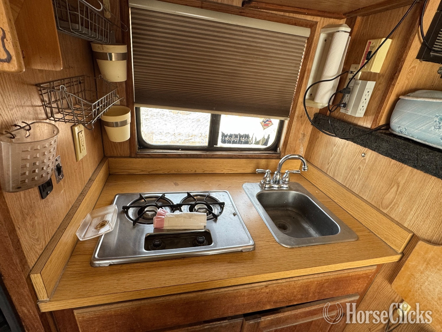 1999 Gore Trailers  Gooseneck Horse Trailer - Horse Trailers