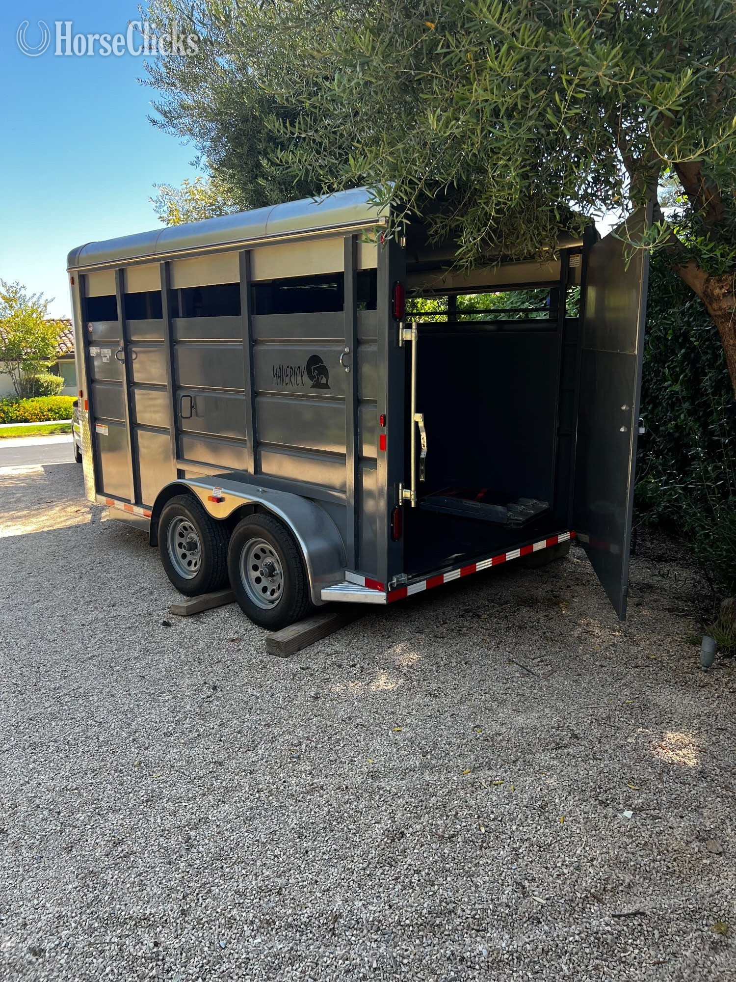 2022 Maverick Trailers MAV2HS-7K Bumper Pull Livestock Trailer
