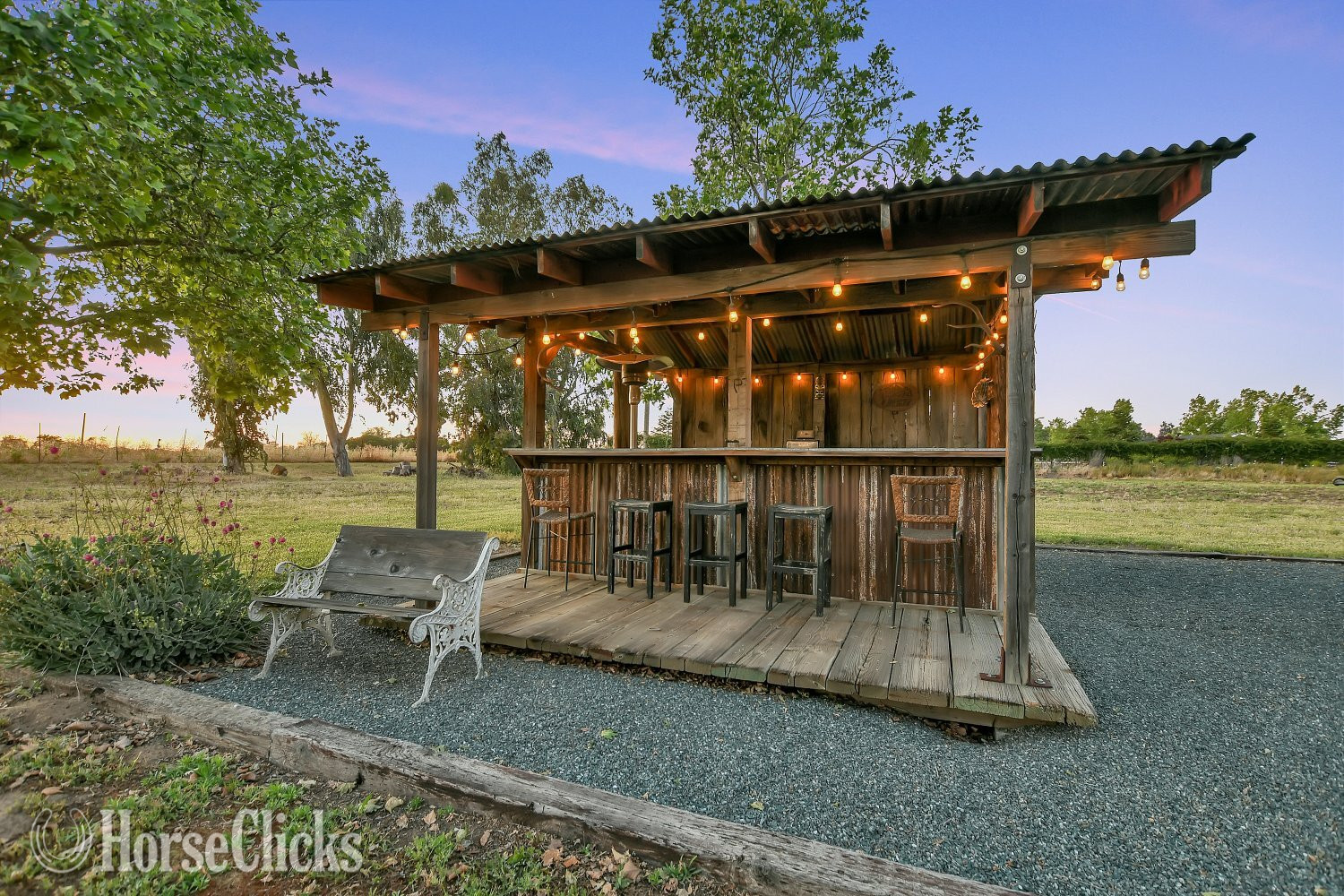 Houses - 10.5 Acre Equestrian Ranch | Lighted Pneumatic Roping Arena | 3,200 SF Shop | Brentwood, CA in California