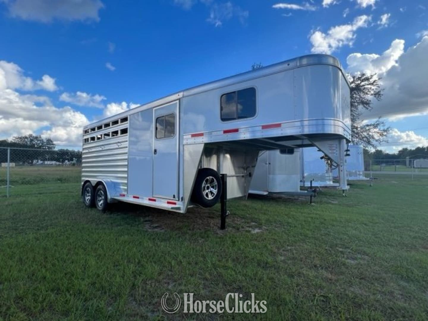 2026 Exiss Trailers Express CXF Gooseneck Horse Trailer