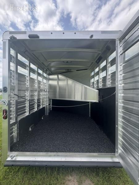 2026 Exiss Trailers Express 2H CX Bumper Pull Horse Trailer - Horse Trailers