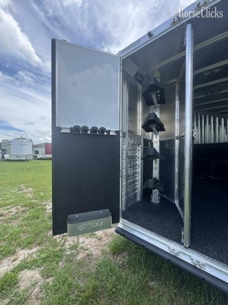 2026 Exiss Trailers Escape 7410 LQ Gooseneck Horse Trailer Florida