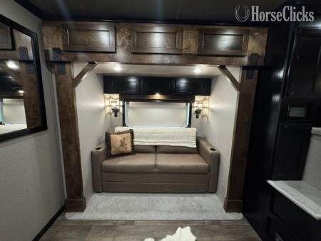 Horse Trailers - 2026 Exiss Trailers Escape 7410 LQ Gooseneck Horse Trailer in Florida