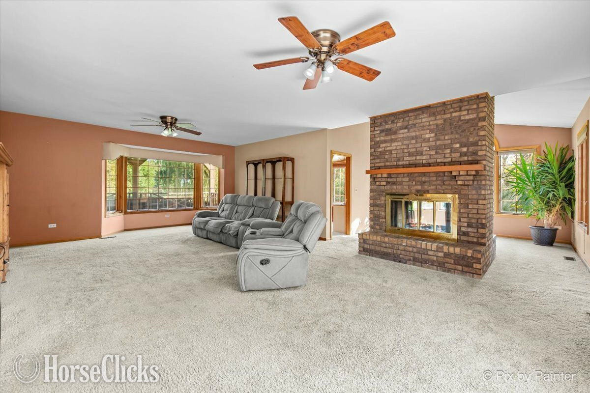 SOLD!!!  3 ac Estate in Woodstock, IL --Bring your horses! Illinois