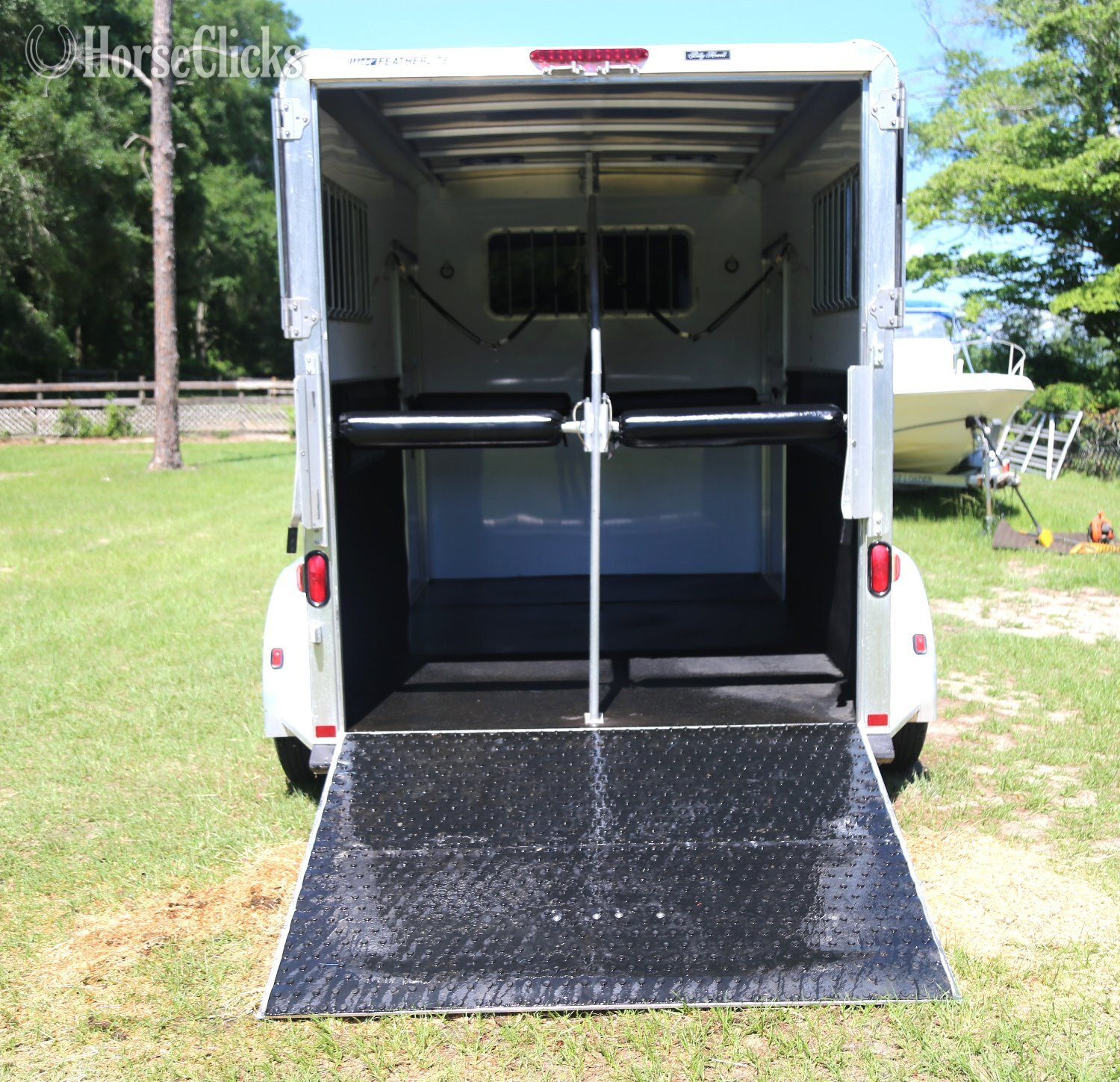 2007 Featherlite Trailers  Gooseneck Horse Trailer Florida