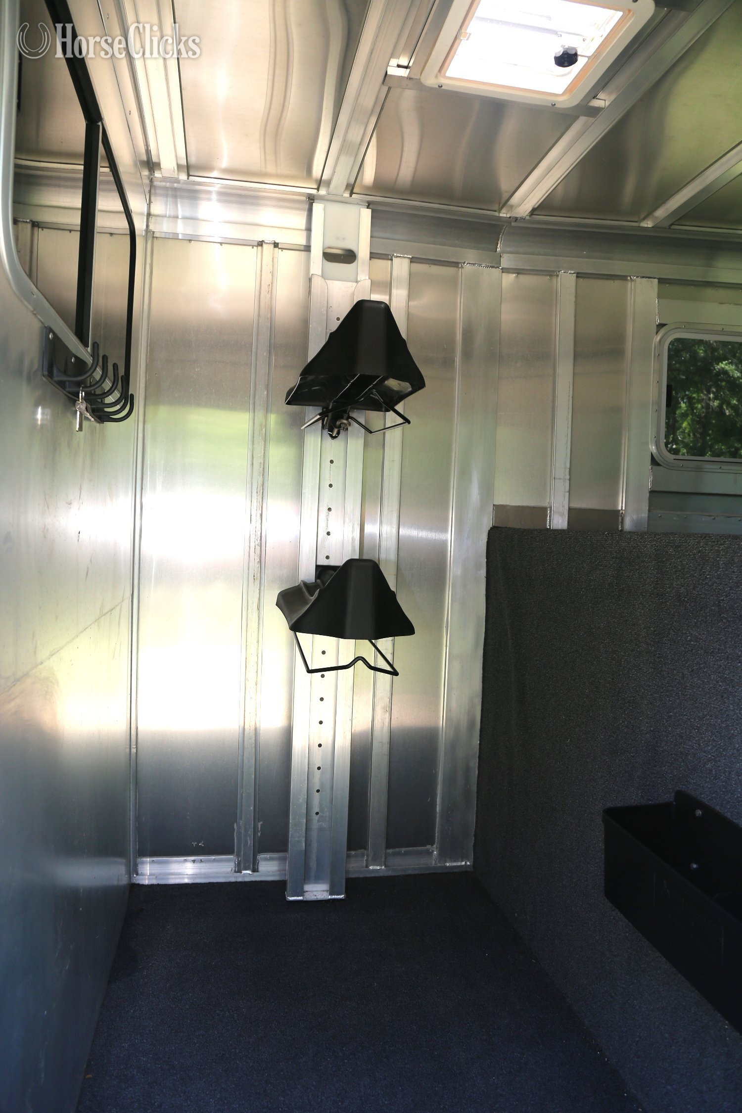 Horse Trailers - 2007 Featherlite Trailers  Gooseneck Horse Trailer in Florida