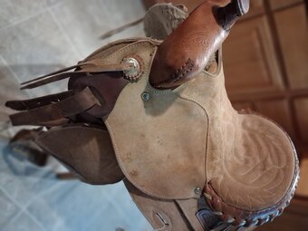 15" Other Western Saddle