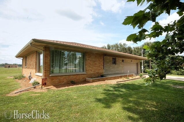 SOLD!!! Awesome horse property on 11.73ac Glasford, IL - Farms