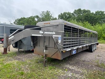 2012 Gooseneck 36FT  Gooseneck Livestock Trailer